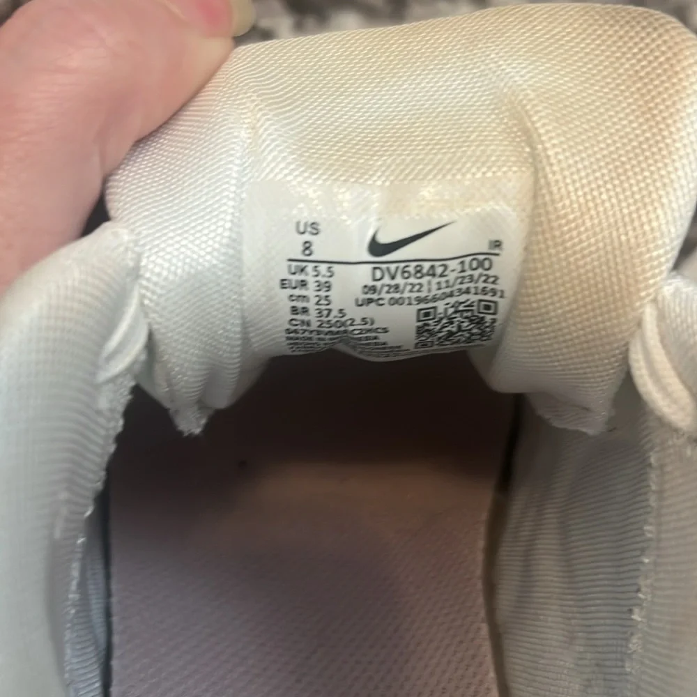 Nike Air, women's size 8